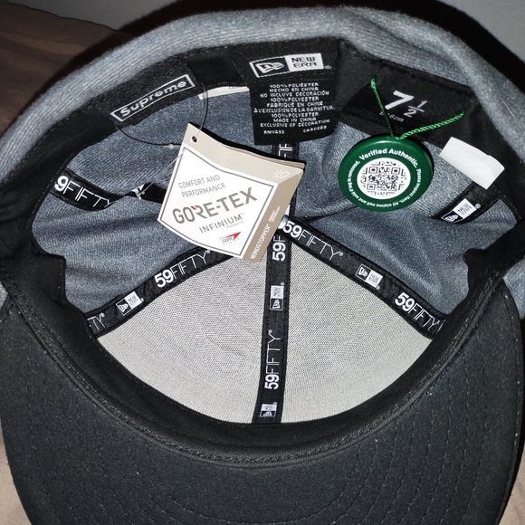 NWT Supreme Box Logo Black Earflap Fitted Hat Size 7 1/2 - Picture 11 of 16